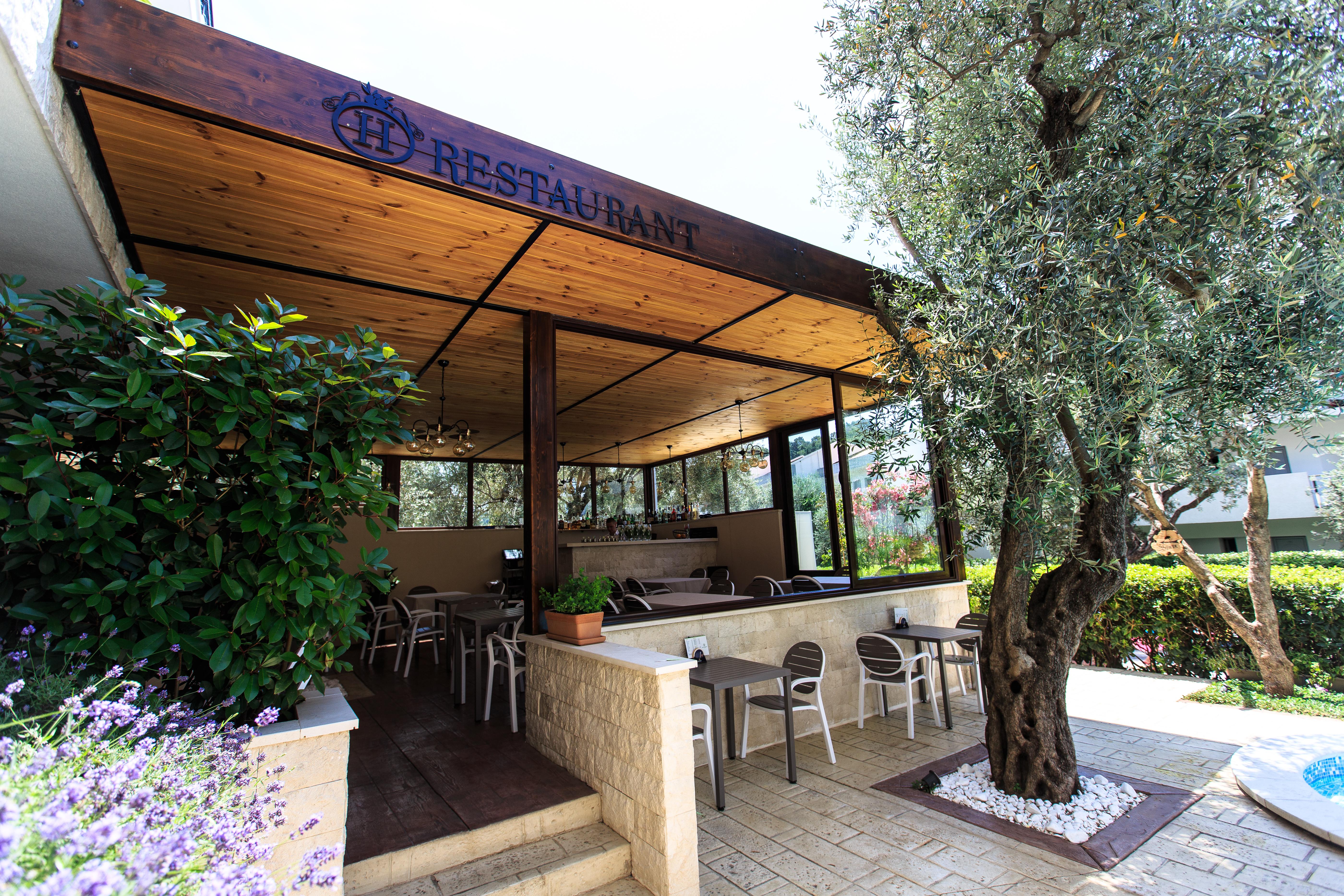 Hotel Harmony By Aycon Petrovac Exterior photo